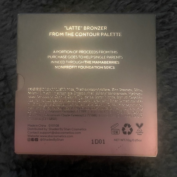 Bronzer - Picture 2 of 3